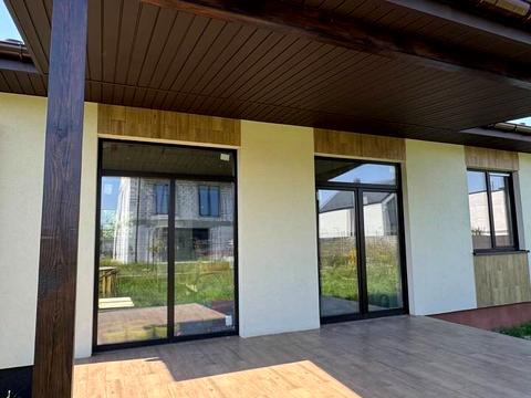 дом по адресу Евгения Плужника ул.