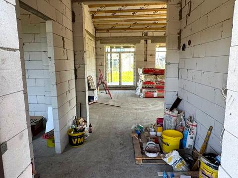 дом по адресу Евгения Плужника ул.