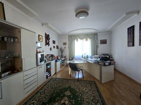 комерційна за адресою Трудова 1/1а, 1