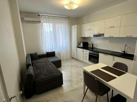 квартира за адресою В'ячеслава Чорновола вул., 27