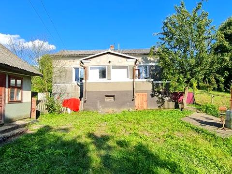 будинок за адресою Головна