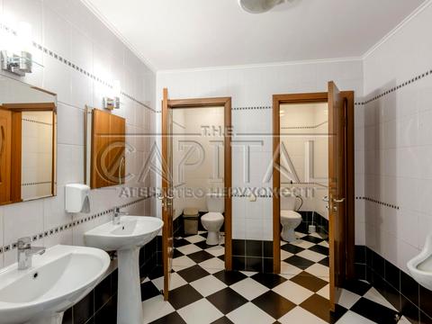 комерційна за адресою с. Крюківщина, вул. В'ячеслава Чорновола, 32