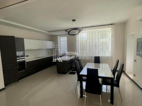 будинок за адресою смт. Козин, Старокиївська вул., 30