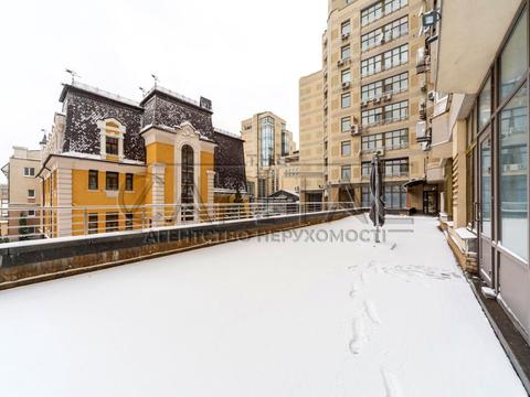 комерційна за адресою Київ, Володимирська вул., 49-А