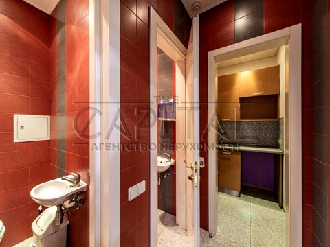 комерційна за адресою Київ, Володимирська вул., 49-А