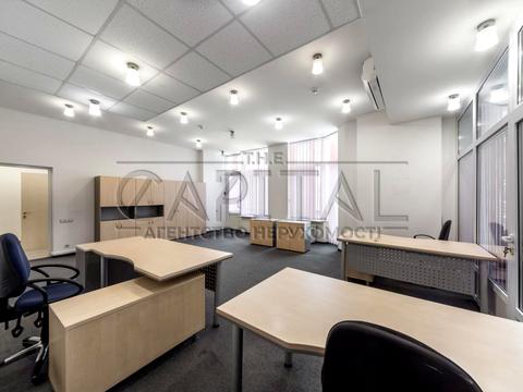 комерційна за адресою Київ, Володимирська вул., 49-А