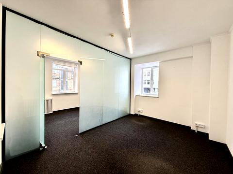 комерційна за адресою Київ, Володимирська вул., 10