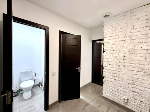 комерційна за адресою Київ, Володимирська вул., 10