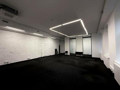 комерційна за адресою Київ, Володимирська вул., 10