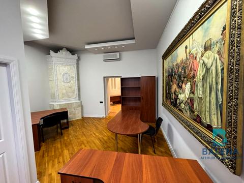 комерційна за адресою Київ, Володимира Винниченка вул. (Юрія Коцюбинського), 5