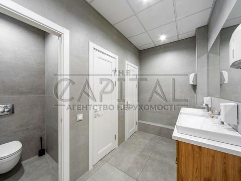 комерційна за адресою Саперне Поле вул., 12