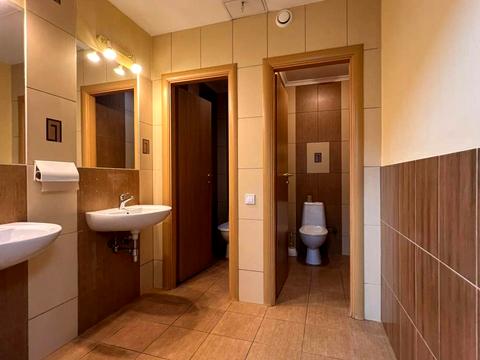 комерційна за адресою Київ, Олеся Гончара вул., 79