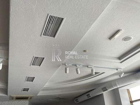 коммерческая по адресу Днепровская набережная ул., 7