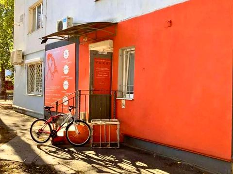 комерційна за адресою Дитяча вул., 3/5