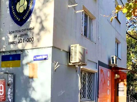 комерційна за адресою Дитяча вул., 3/5