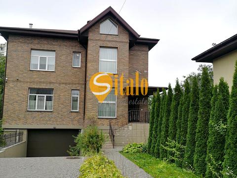 комерційна за адресою Василя Данилевича вул. (Толбухіна), 2