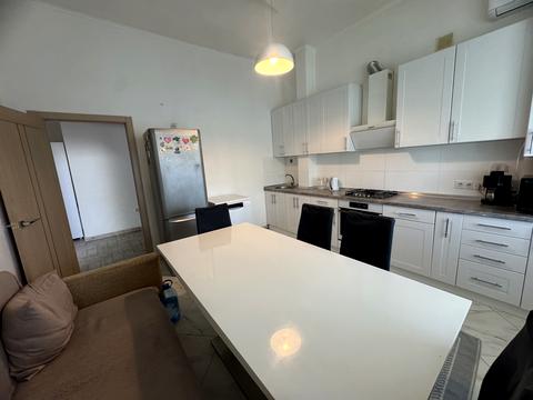 квартира за адресою Августина Волошина вул., 5