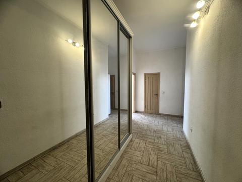 квартира за адресою Августина Волошина вул., 5