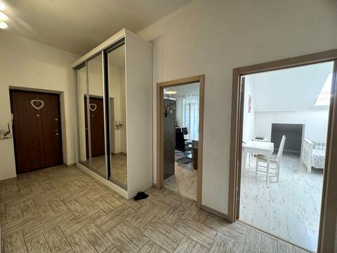 квартира за адресою Августина Волошина вул., 5