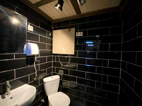 комерційна за адресою Шевченка вул., 50