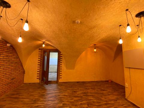 комерційна за адресою Шевченка вул., 50