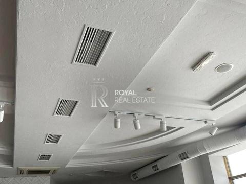 коммерческая по адресу Днепровская набережная ул., 7