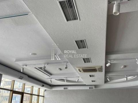 коммерческая по адресу Днепровская набережная ул., 7