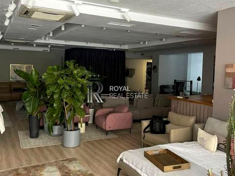 коммерческая по адресу Днепровская набережная ул., 7