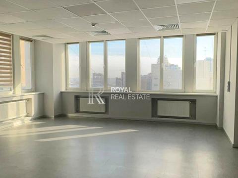 комерційна за адресою Лєскова вул., 9