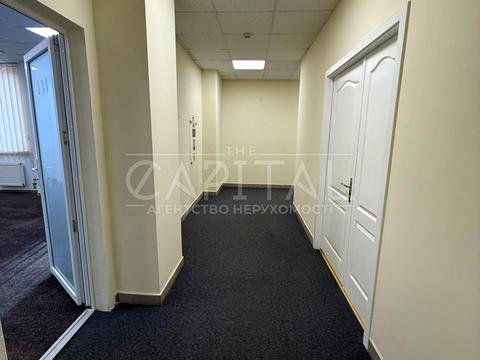 комерційна за адресою Євгена Коновальця вул. (Щорса), 36-Б