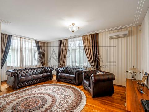 будинок за адресою с. Чайки, Печерська вул.