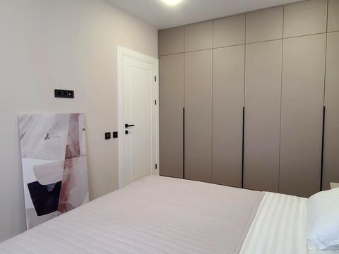 квартира за адресою Олександра Олеся вул., 5-А