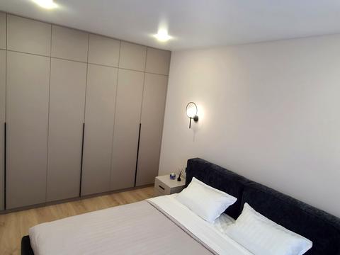 квартира за адресою Олександра Олеся вул., 5-А