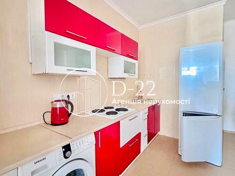 квартира за адресою Любомира Гузара просп. (Космонавта Комарова), 26