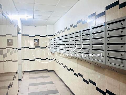 квартира за адресою Любомира Гузара просп. (Космонавта Комарова), 26