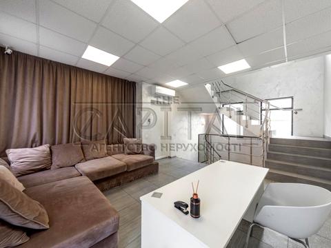 коммерческая по адресу Передова ул., 3