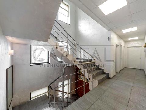 коммерческая по адресу Передова ул., 3