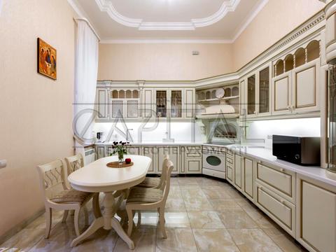 дом по адресу Володимира Сікевича ул., 16