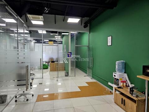 комерційна за адресою Борщагівська вул., 154