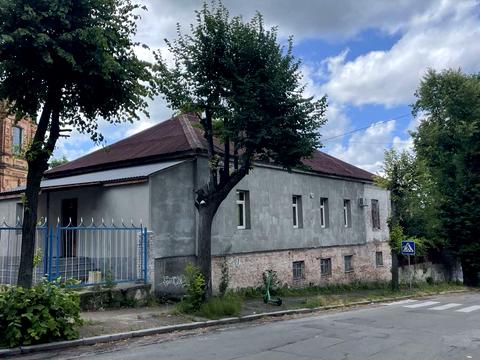 коммерческая по адресу В. Косенка, 14