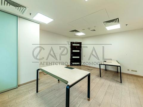 комерційна за адресою Київ, Володимирська вул., 35