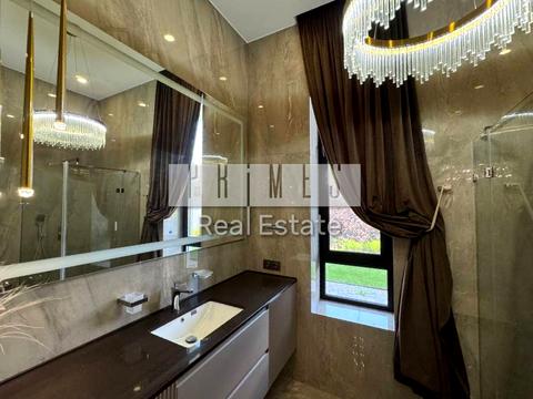 будинок за адресою лісова