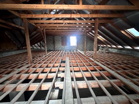 будинок за адресою Шухевича