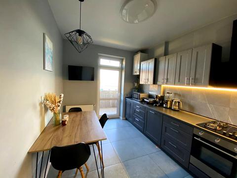 квартира за адресою Покровська вул. (Радянська), 2/4