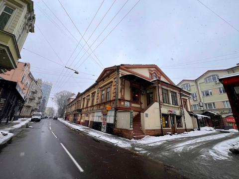 коммерческая по адресу Черновола ул., 4