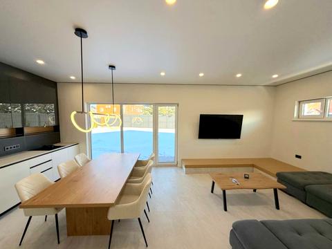 будинок за адресою Свято-Покровська вул. (Леніна), 48