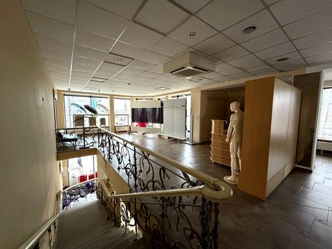 комерційна за адресою Набережна вул., 13