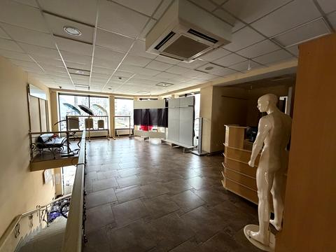 комерційна за адресою Набережна вул., 13