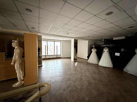 комерційна за адресою Набережна вул., 13