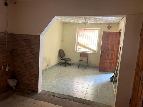 комерційна за адресою Привокзальна вул. (Героїв Сталінграду), 1б